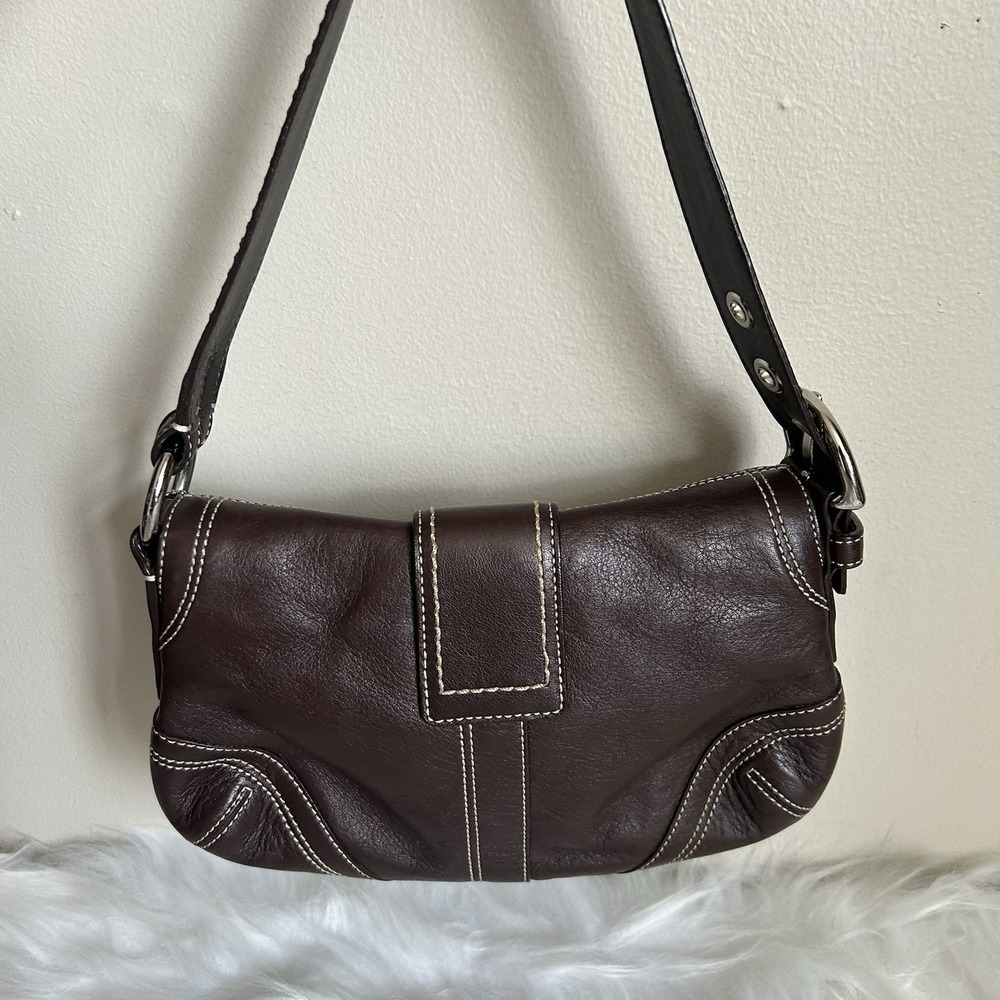 Coach Soho Dark Brown Leather Flap Buckle Shoulder Bag 10910 Mens Womens - Picture 2 of 10